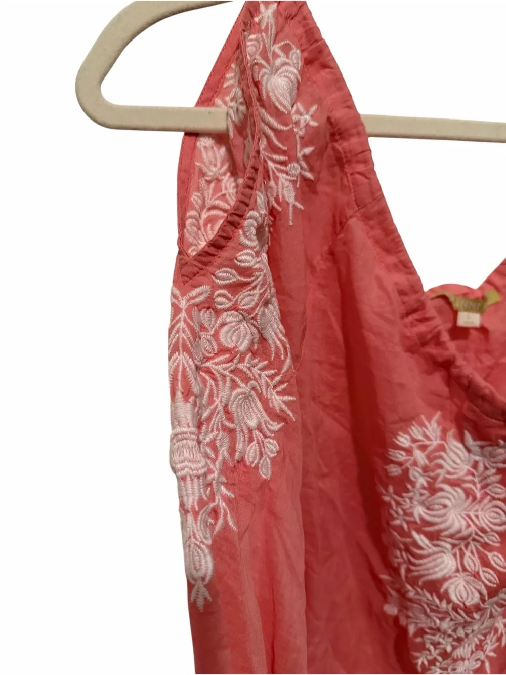 NWT Gianni Bini Pink with White Embroidery Cold-Shoulder Lightweight Tunic LARGE